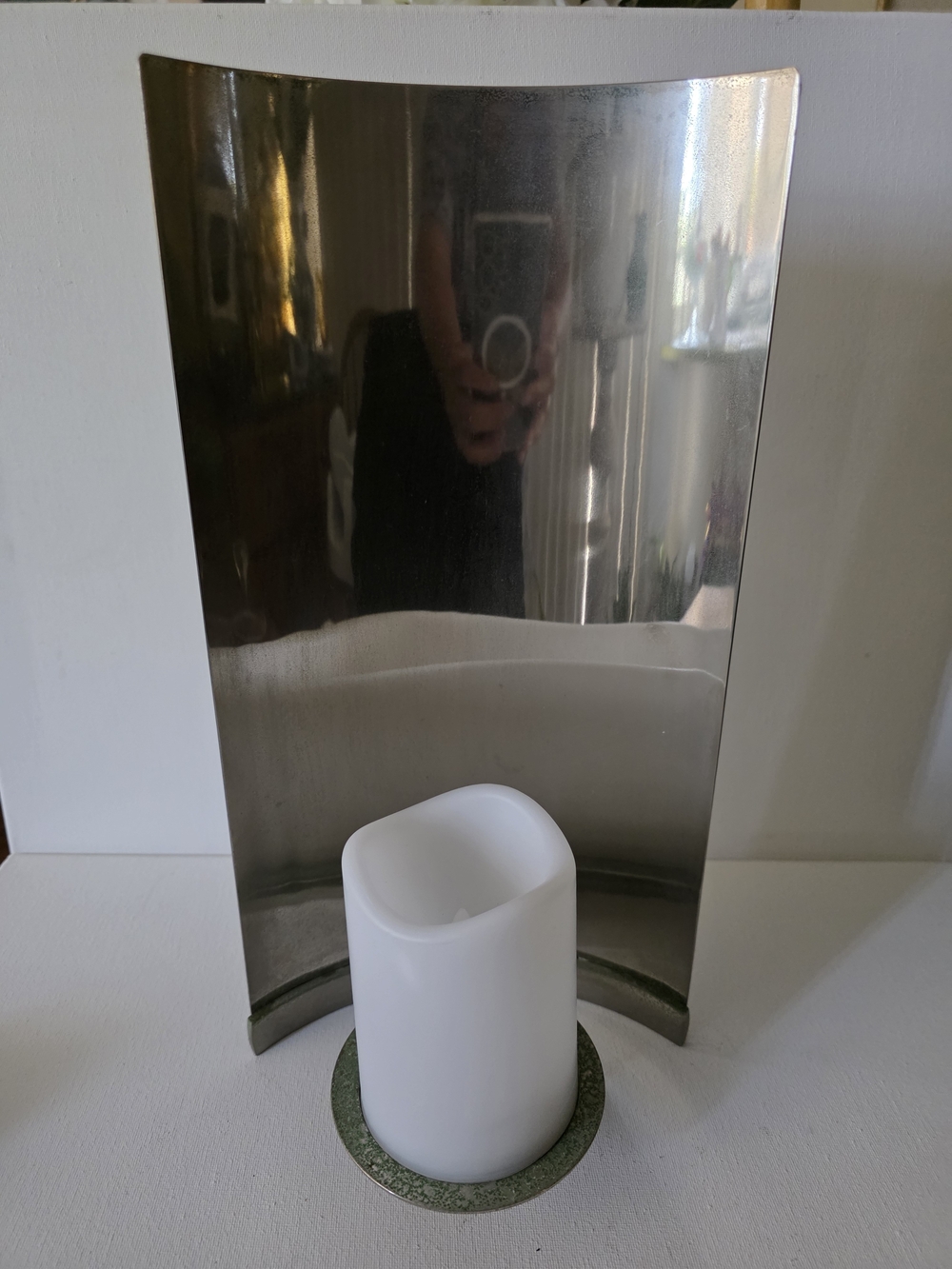 Vintage Wall Candle Holder Silver Reflective Curved Backplate